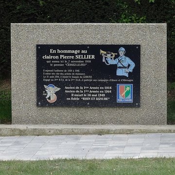 Monument de la Pierre dHaudroy à La Flamengrie