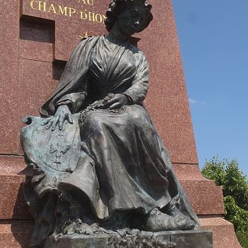 Monument du Souvenir Français à Noisseville