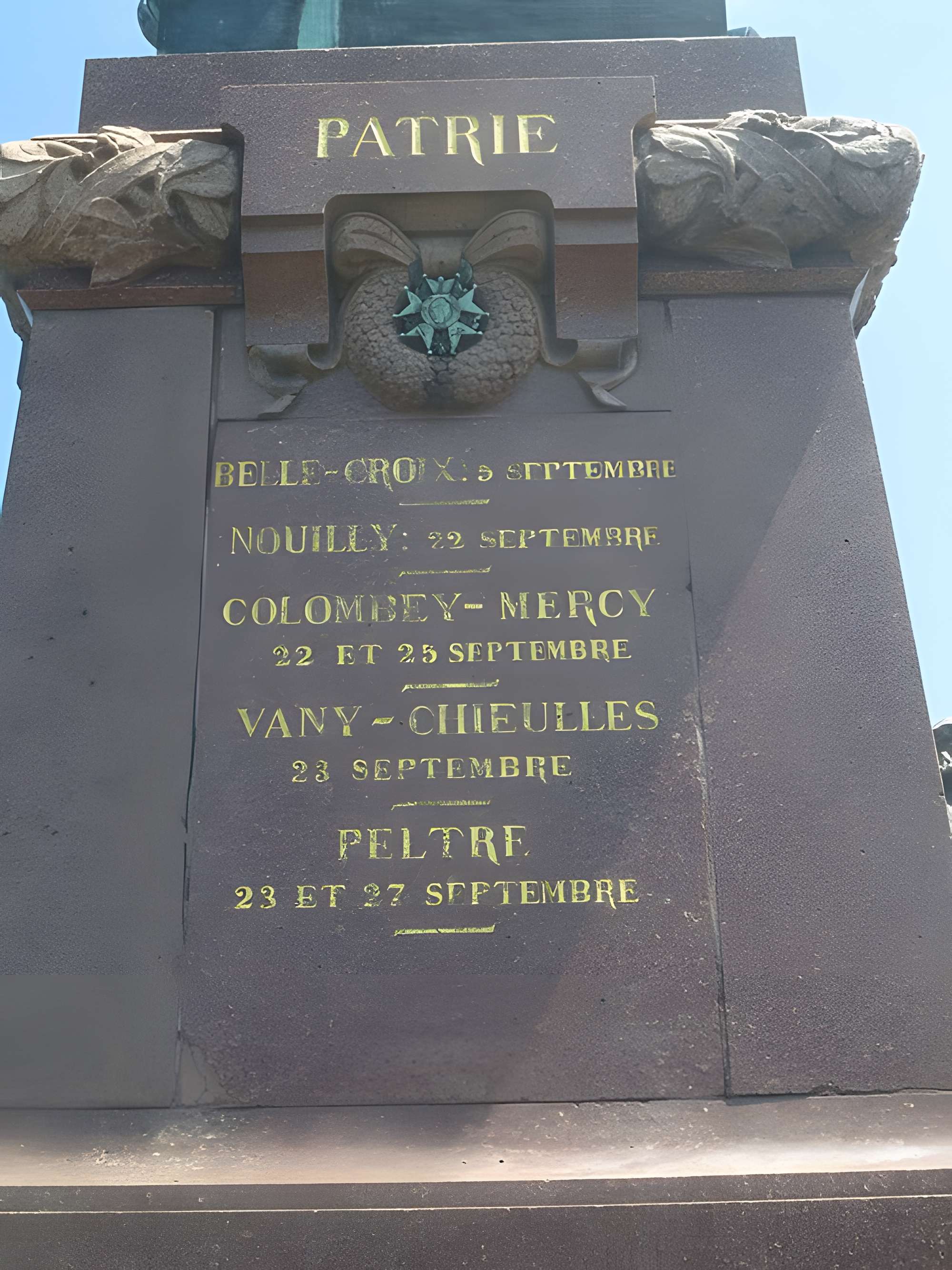 Monument du Souvenir Français à Noisseville