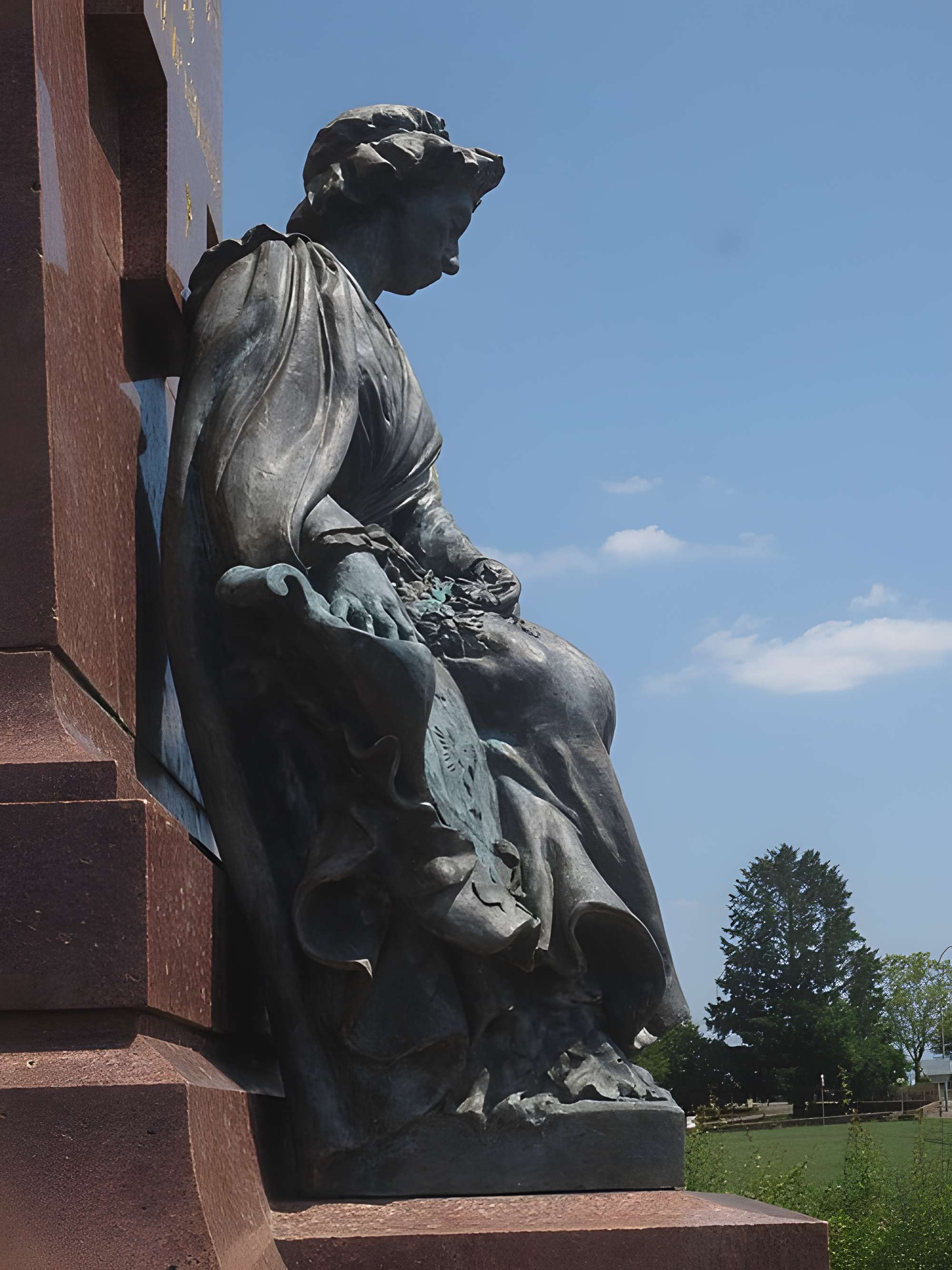 Monument du Souvenir Français à Noisseville