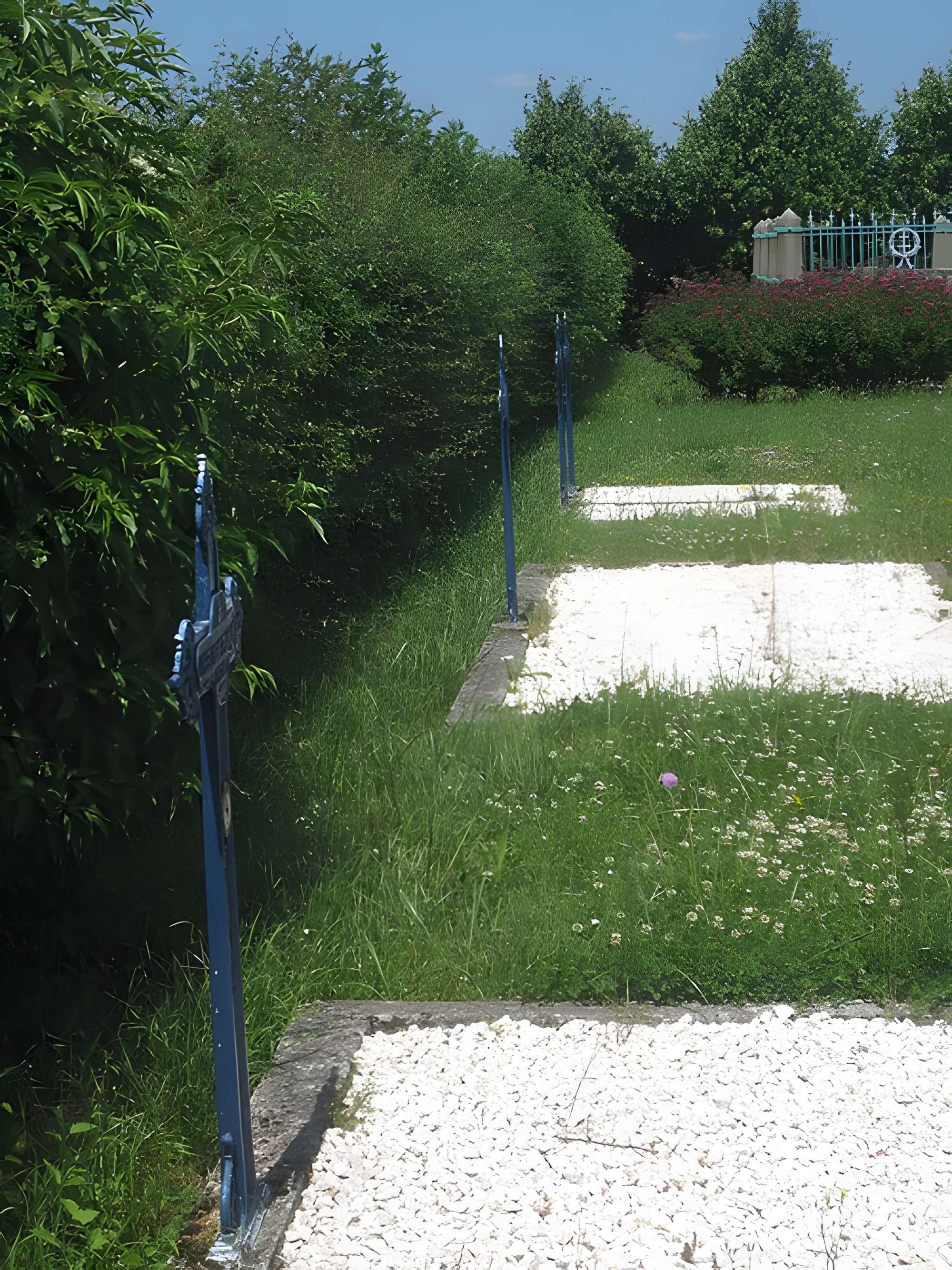 Monument du Souvenir Français à Noisseville