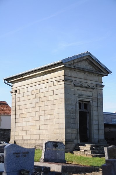 Photo de Monument Mathelat à Cemboing