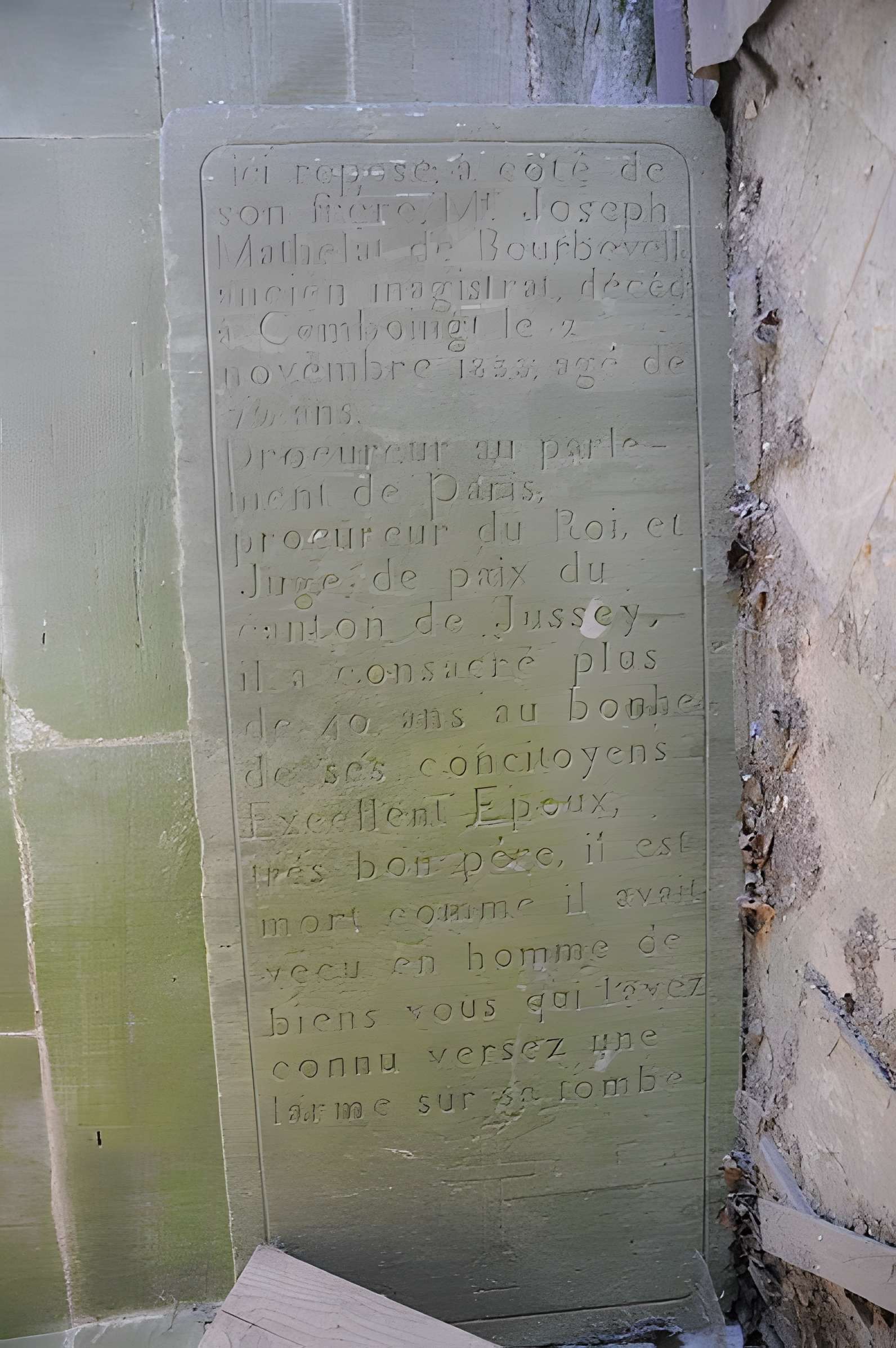 Monument Mathelat à Cemboing