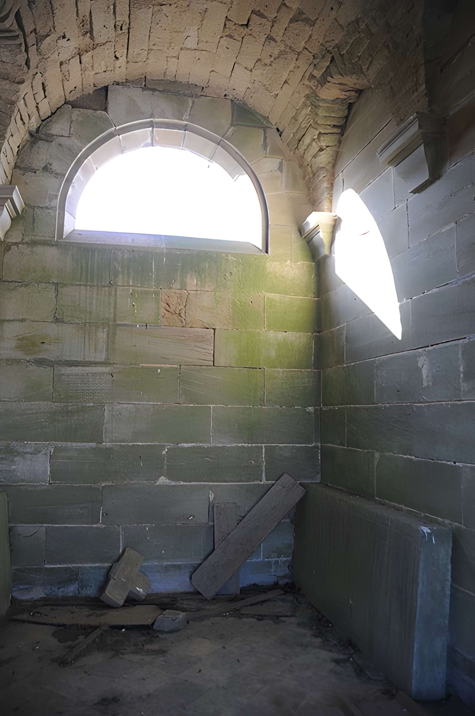 Monument Mathelat à Cemboing