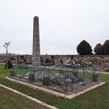 Monument sépulcral du maréchal de Vaux à Paray-Vieille-Poste