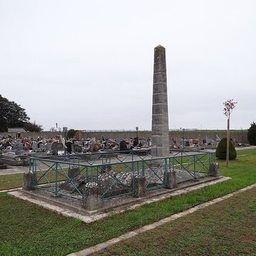 Monument sépulcral du maréchal de Vaux à Paray-Vieille-Poste
