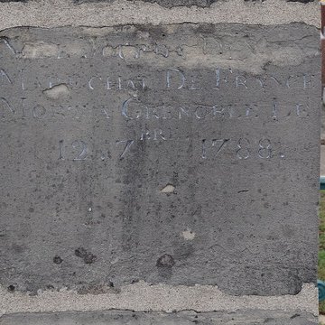 Monument sépulcral du maréchal de Vaux à Paray-Vieille-Poste