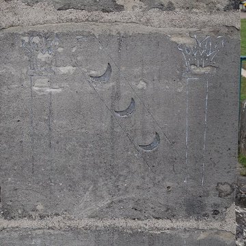 Monument sépulcral du maréchal de Vaux à Paray-Vieille-Poste