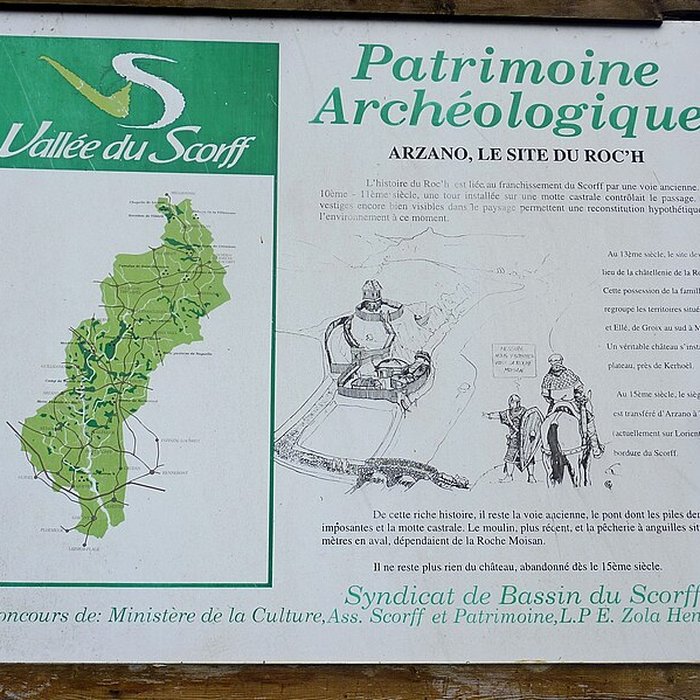 Photo de Motte castrale du Roch à Arzano