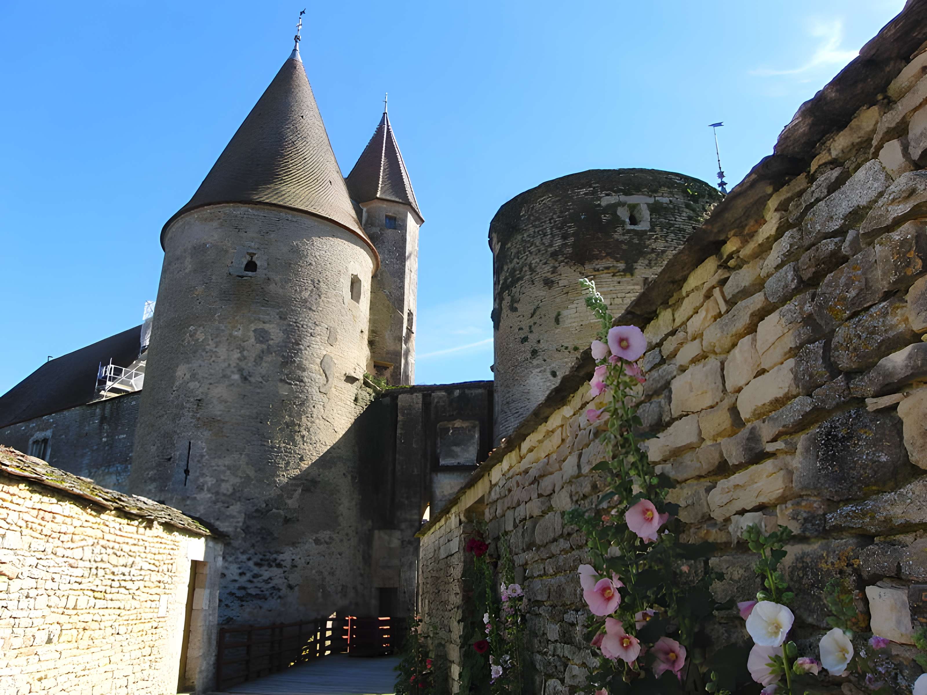Motte féodale de Châteauneuf