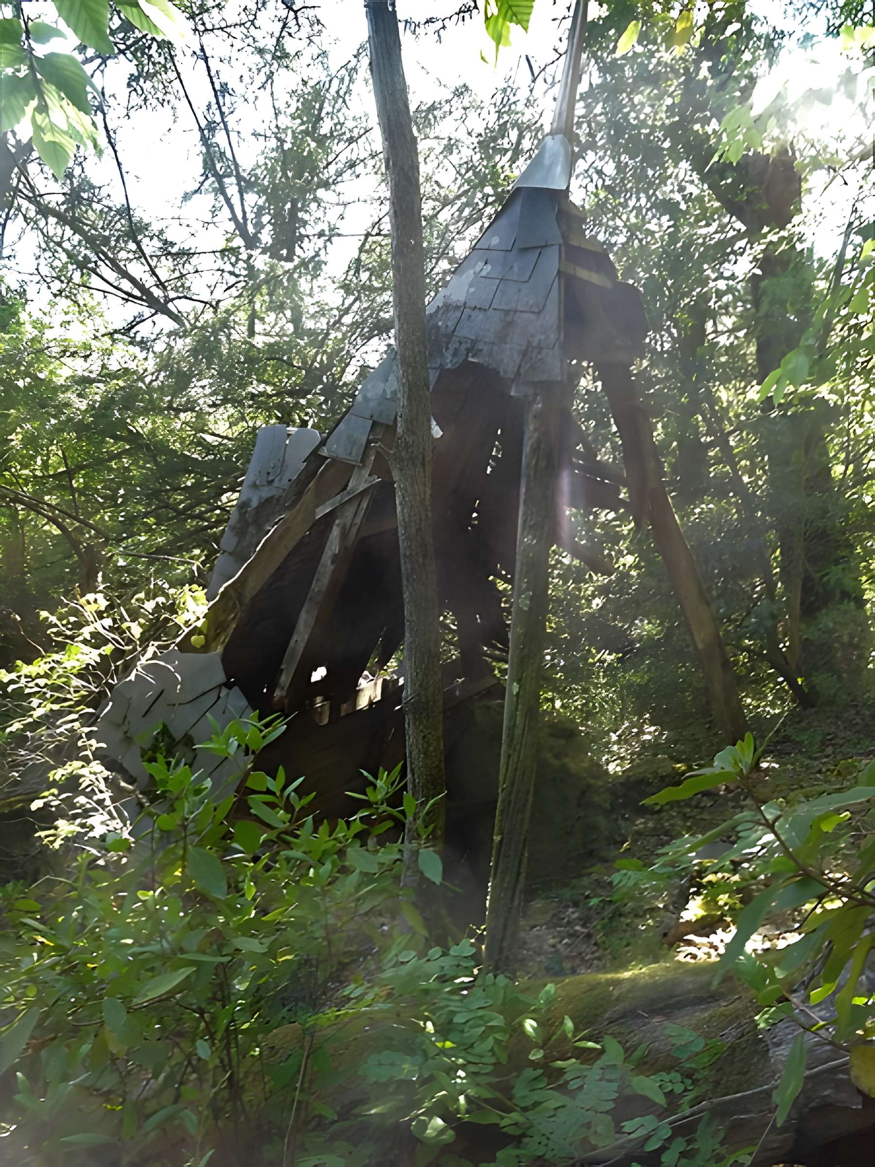 Motte féodale dénommée Le Tuco à Panassac