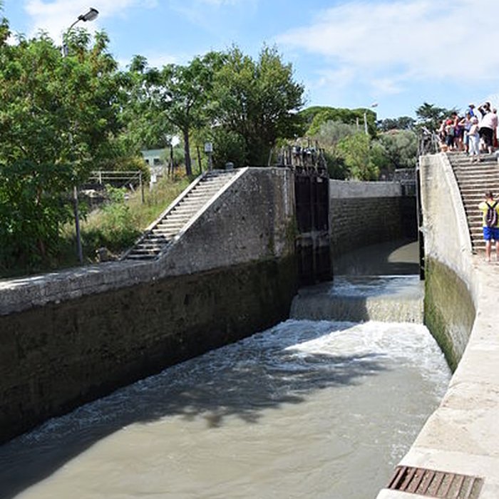 Photo de Canal du Midi : Écluses de Fonserannes