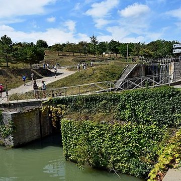 Canal du Midi : Écluses de Fonserannes