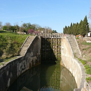 Canal du Midi : Écluses de Fonserannes