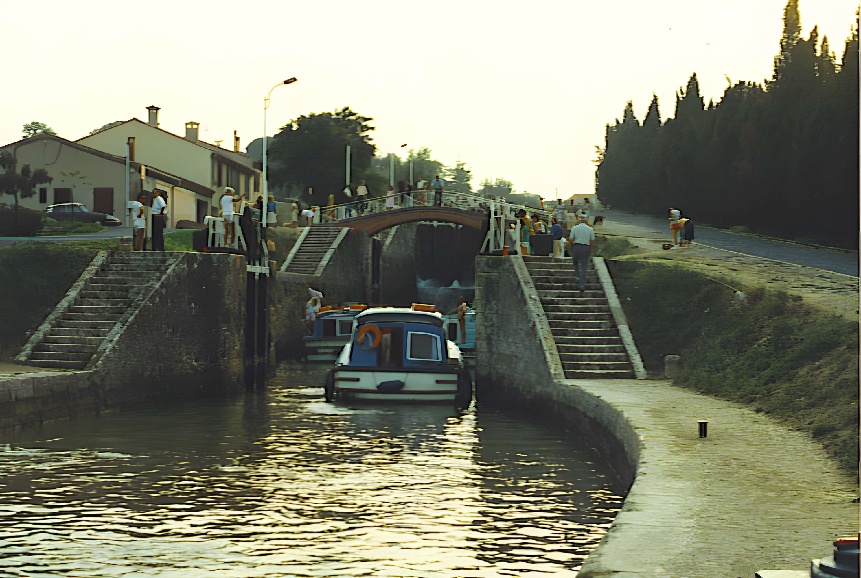 Canal du Midi : Écluses de Fonserannes