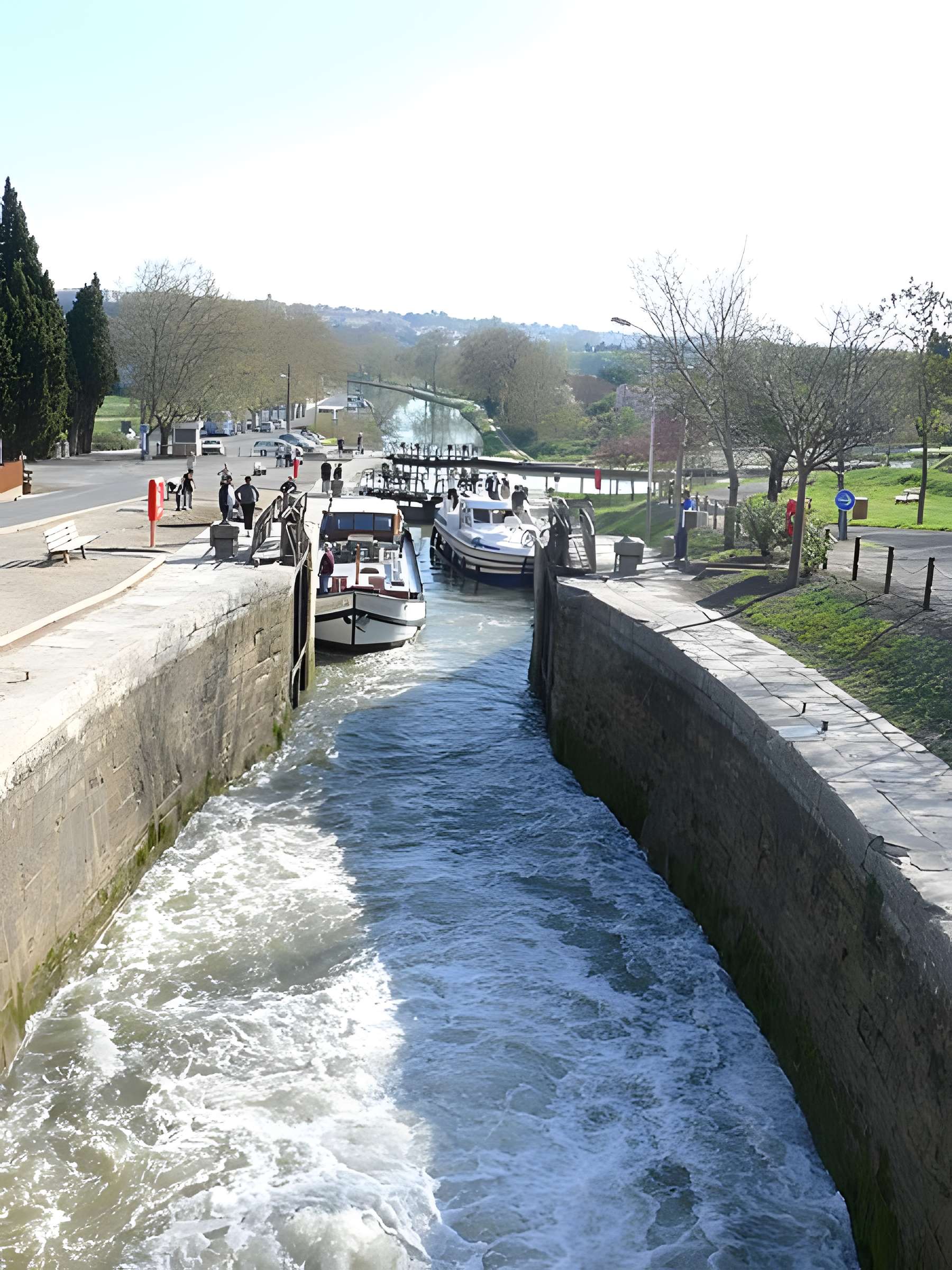 Canal du Midi : Écluses de Fonserannes
