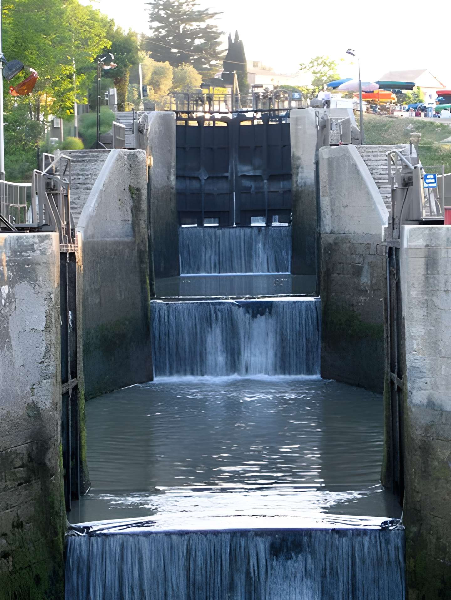 Canal du Midi Écluses de Fonserannes 
