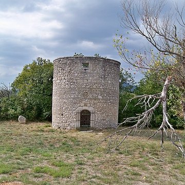 Moulin à vent de Beauvert à Donzère