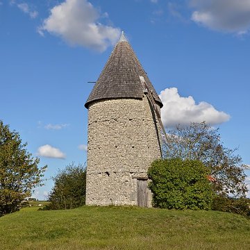 Moulin à vent de la Paille à Bessac