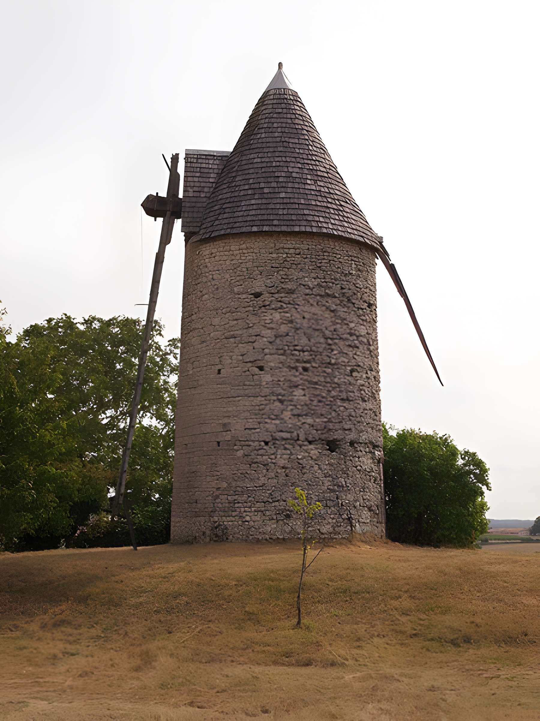 Moulin à vent de la Paille à Bessac