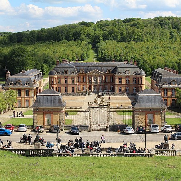 Photo de Château de Dampierre à Dampierre-en-Yvelines