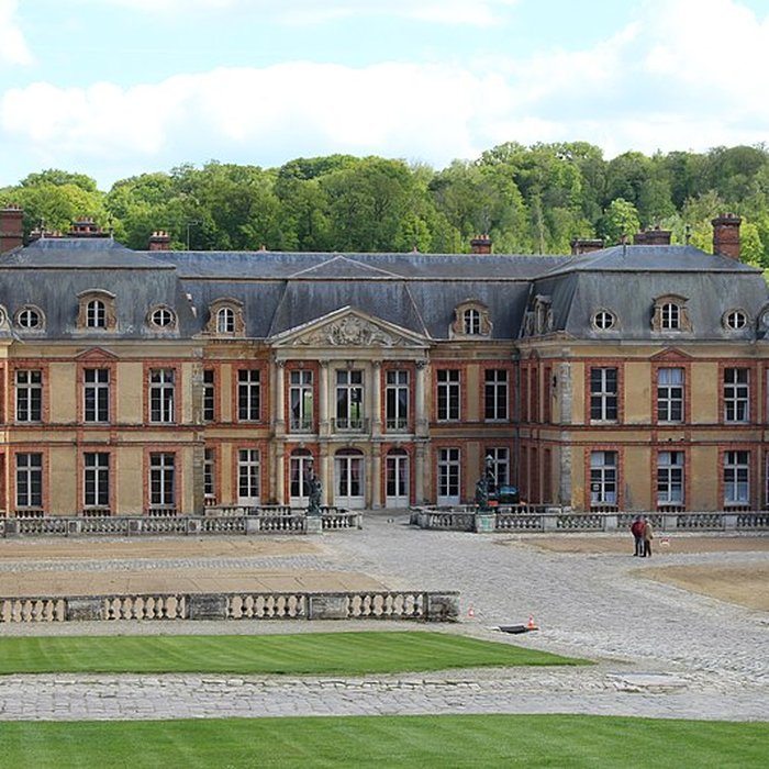 Photo de Château de Dampierre à Dampierre-en-Yvelines