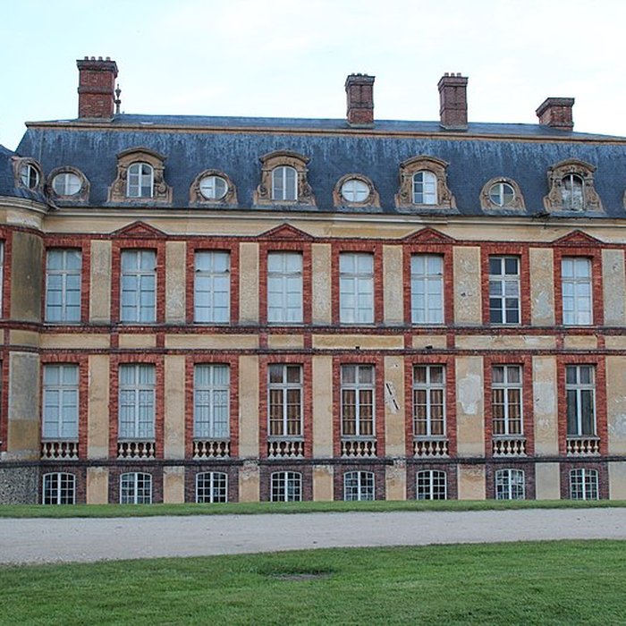 Photo de Château de Dampierre à Dampierre-en-Yvelines