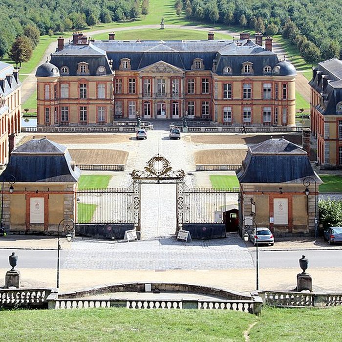 Photo de Château de Dampierre à Dampierre-en-Yvelines