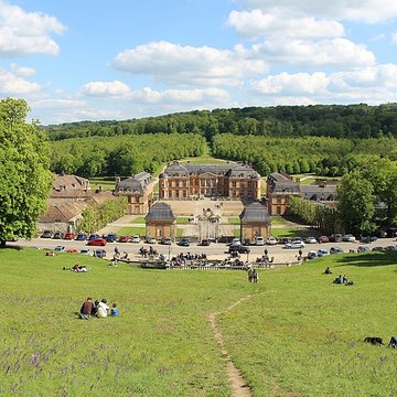 Château de Dampierre à Dampierre-en-Yvelines