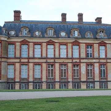Château de Dampierre à Dampierre-en-Yvelines
