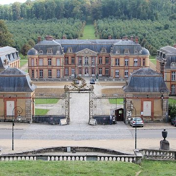 Château de Dampierre à Dampierre-en-Yvelines