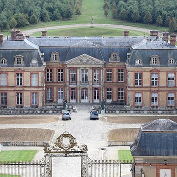 Château de Dampierre à Dampierre-en-Yvelines