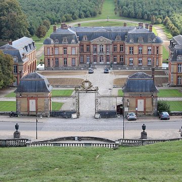 Château de Dampierre à Dampierre-en-Yvelines