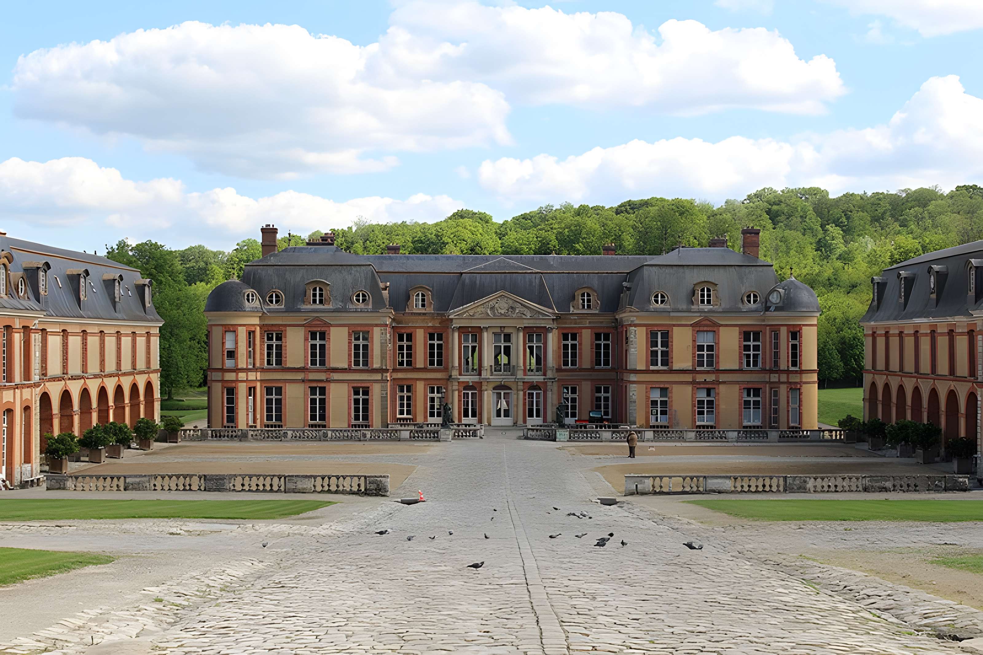 Château de Dampierre à Dampierre-en-Yvelines
