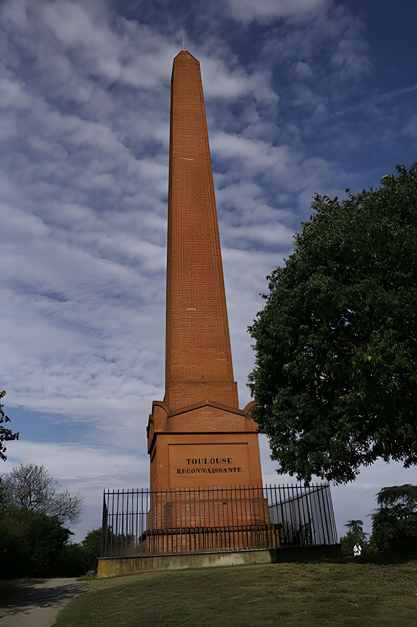 Obélisque du 10 avril 1814 de Toulouse 
