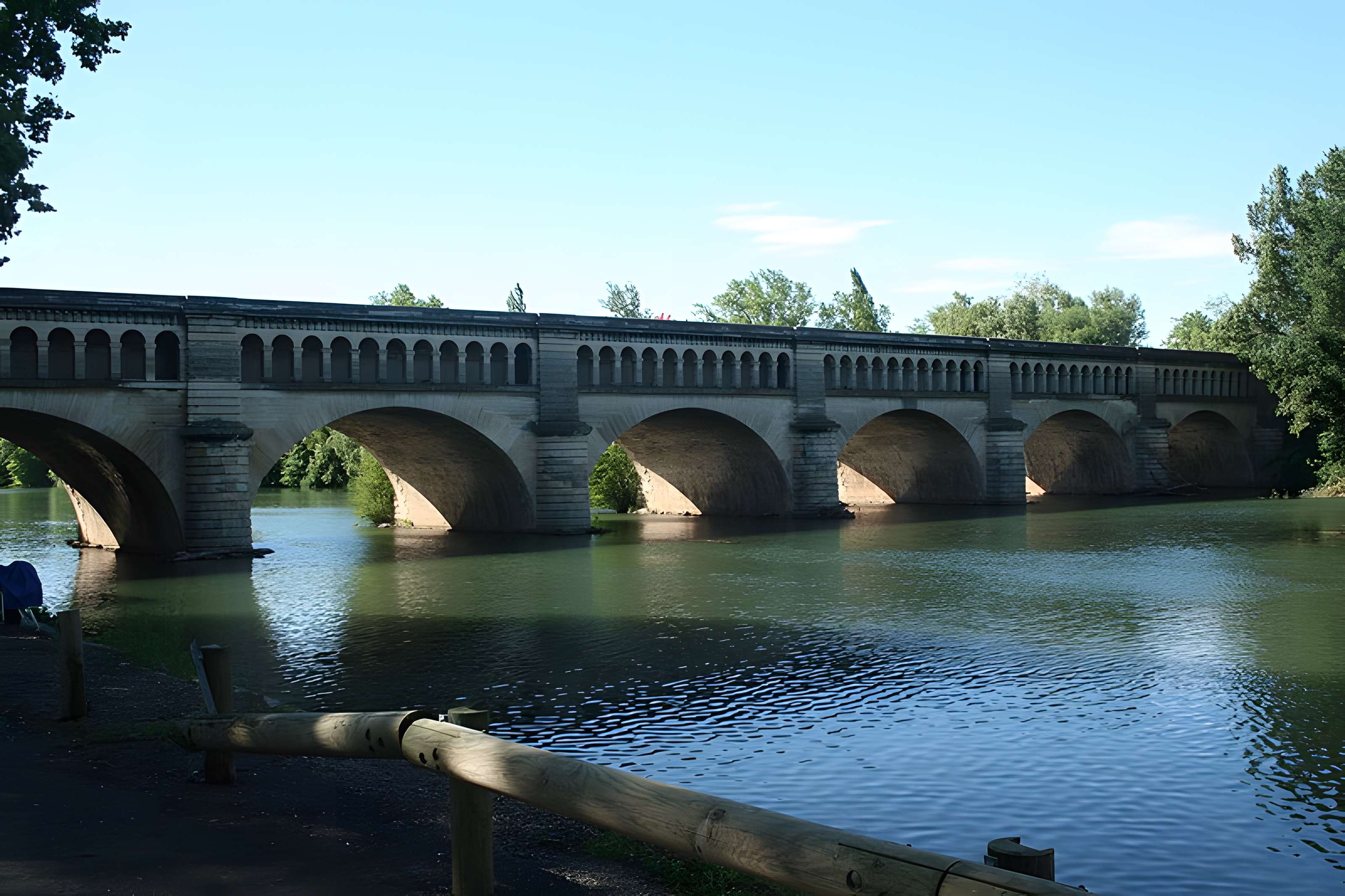 Canal du Midi : Pont-canal de l'Orb