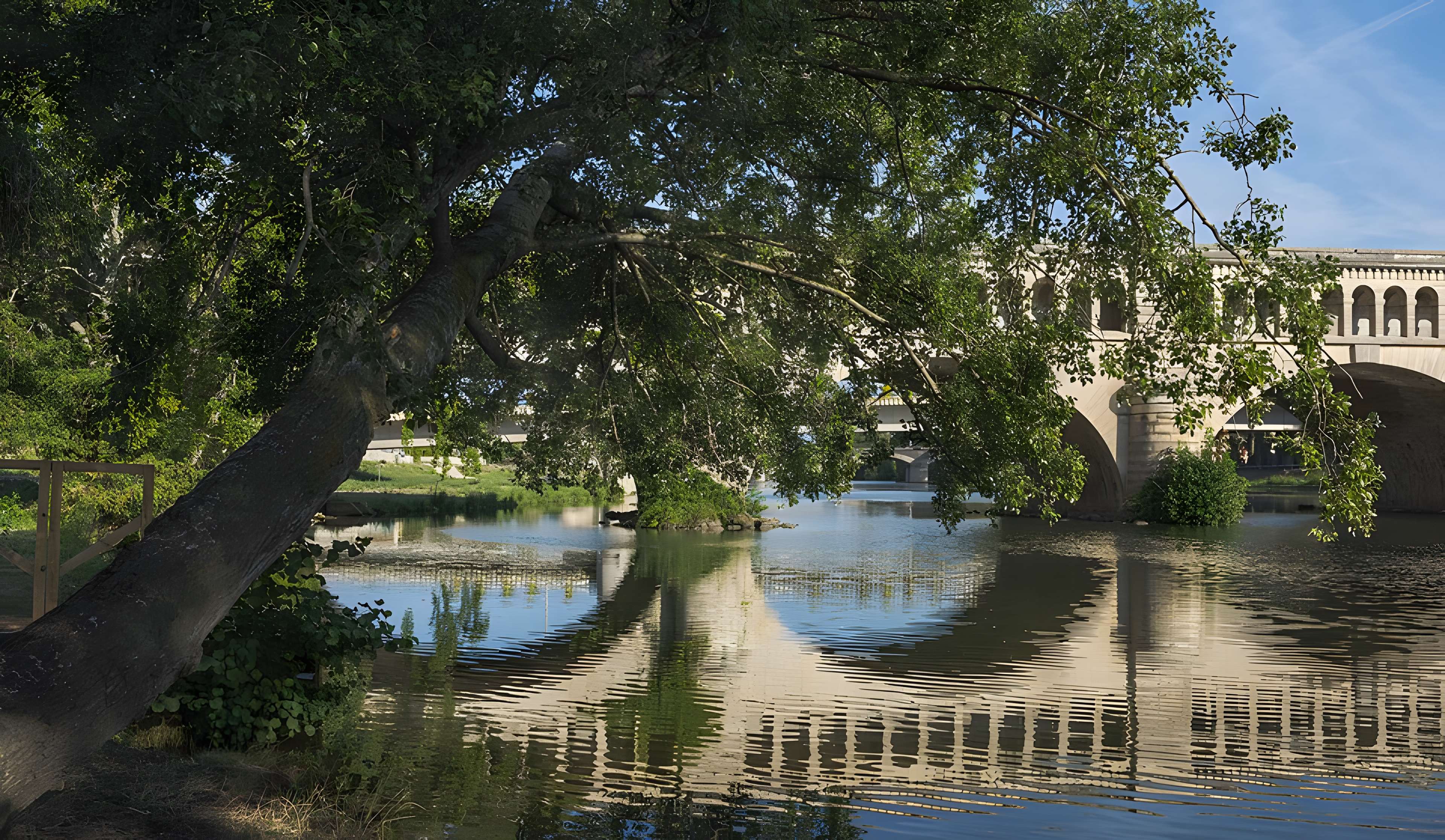 Canal du Midi : Pont-canal de l'Orb