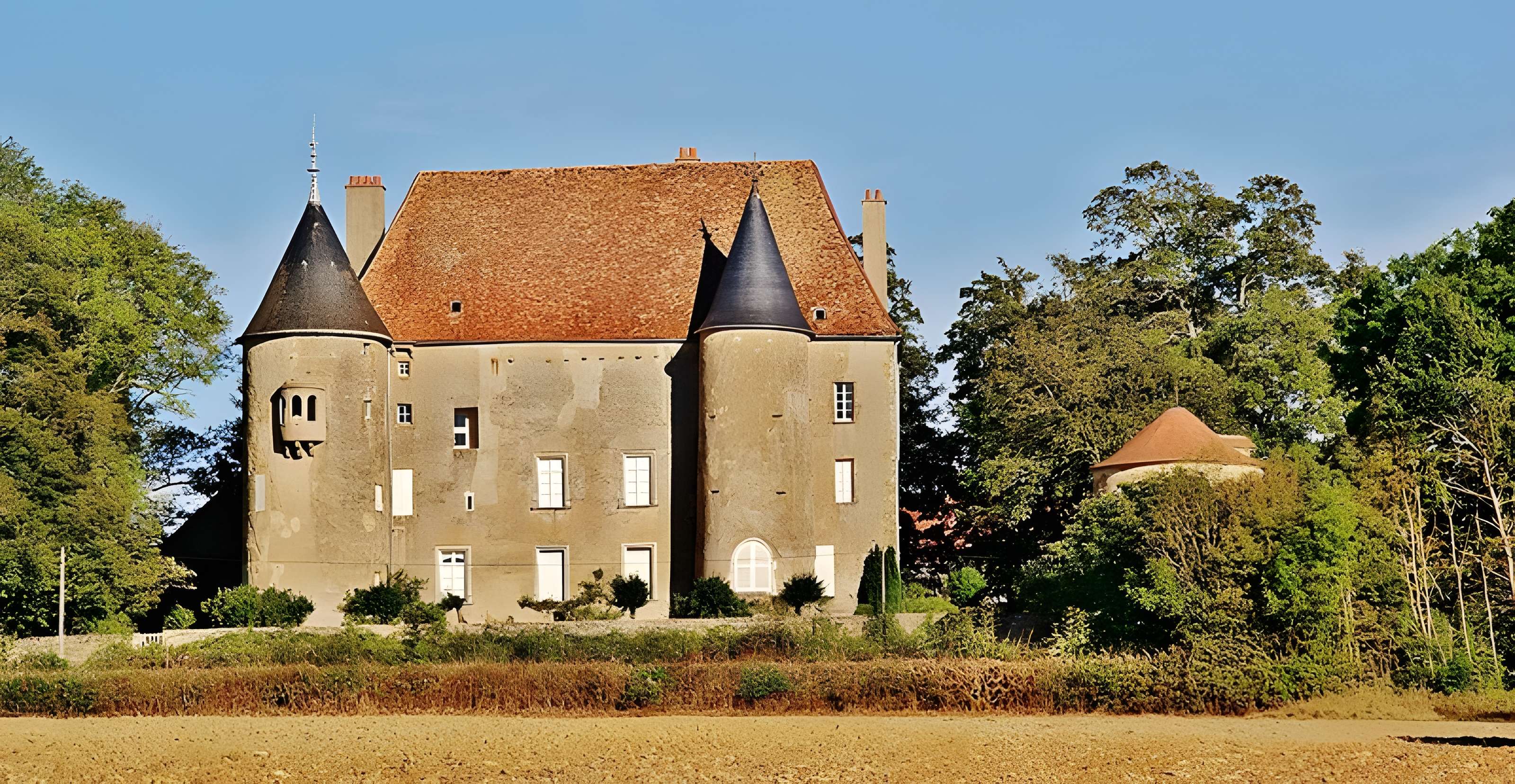 Château de Domecy-sur-Cure