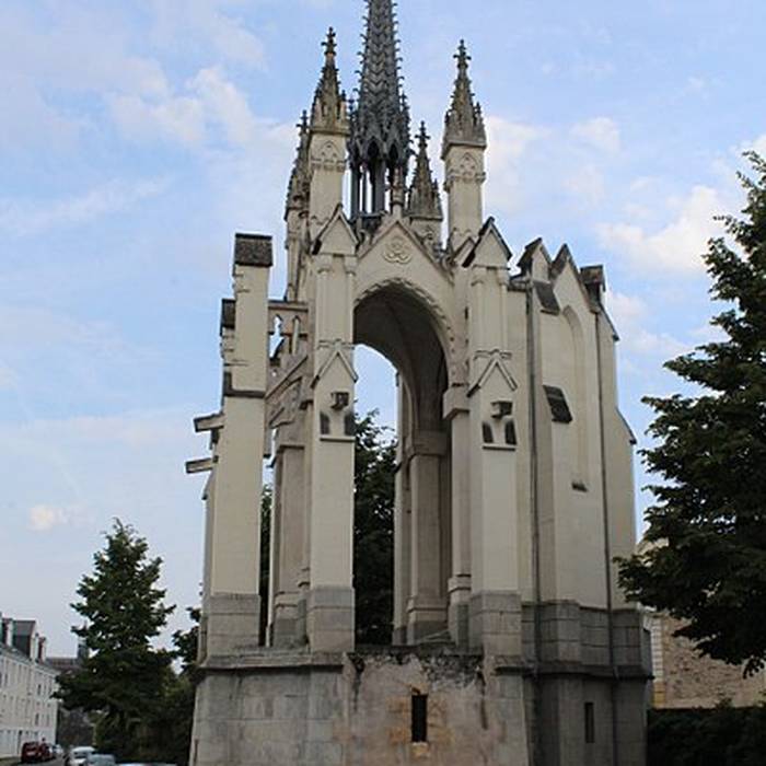 Photo de Oratoire dit chapelle Notre-Dame-de-Pitié à Angers