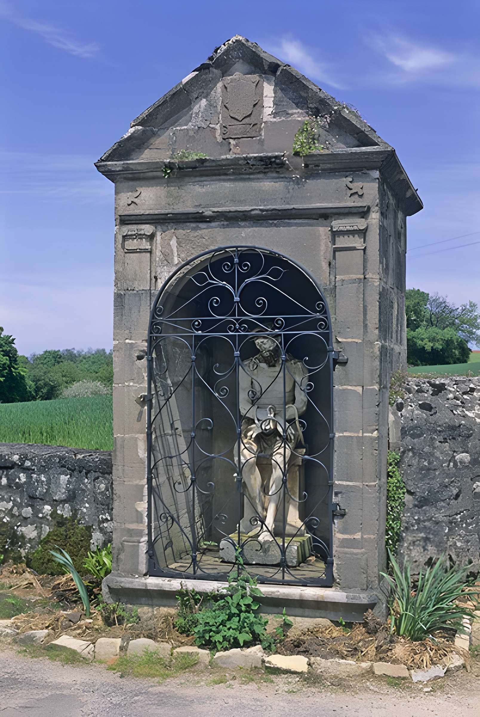 Oratoire du Dieu-de-Pitié de Menotey 