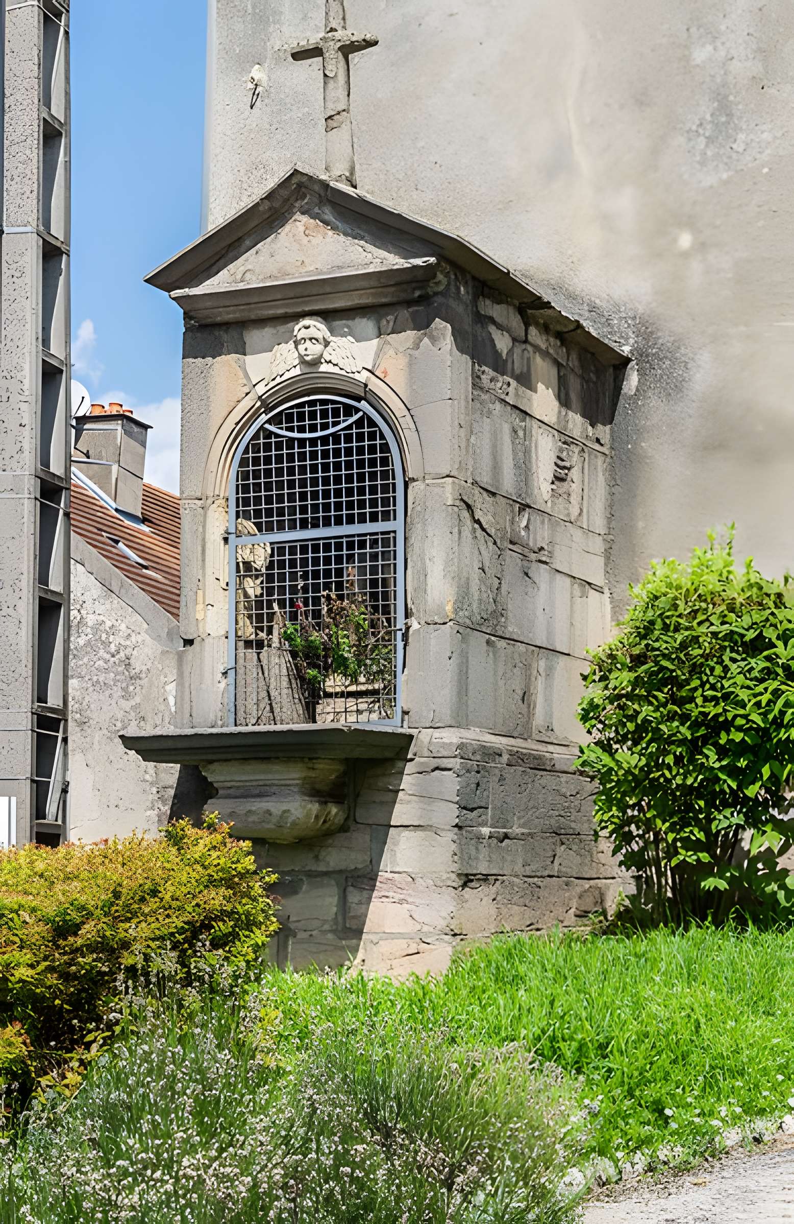 Oratoire du Dieu-de-Pitié et 2 croix de Moissey