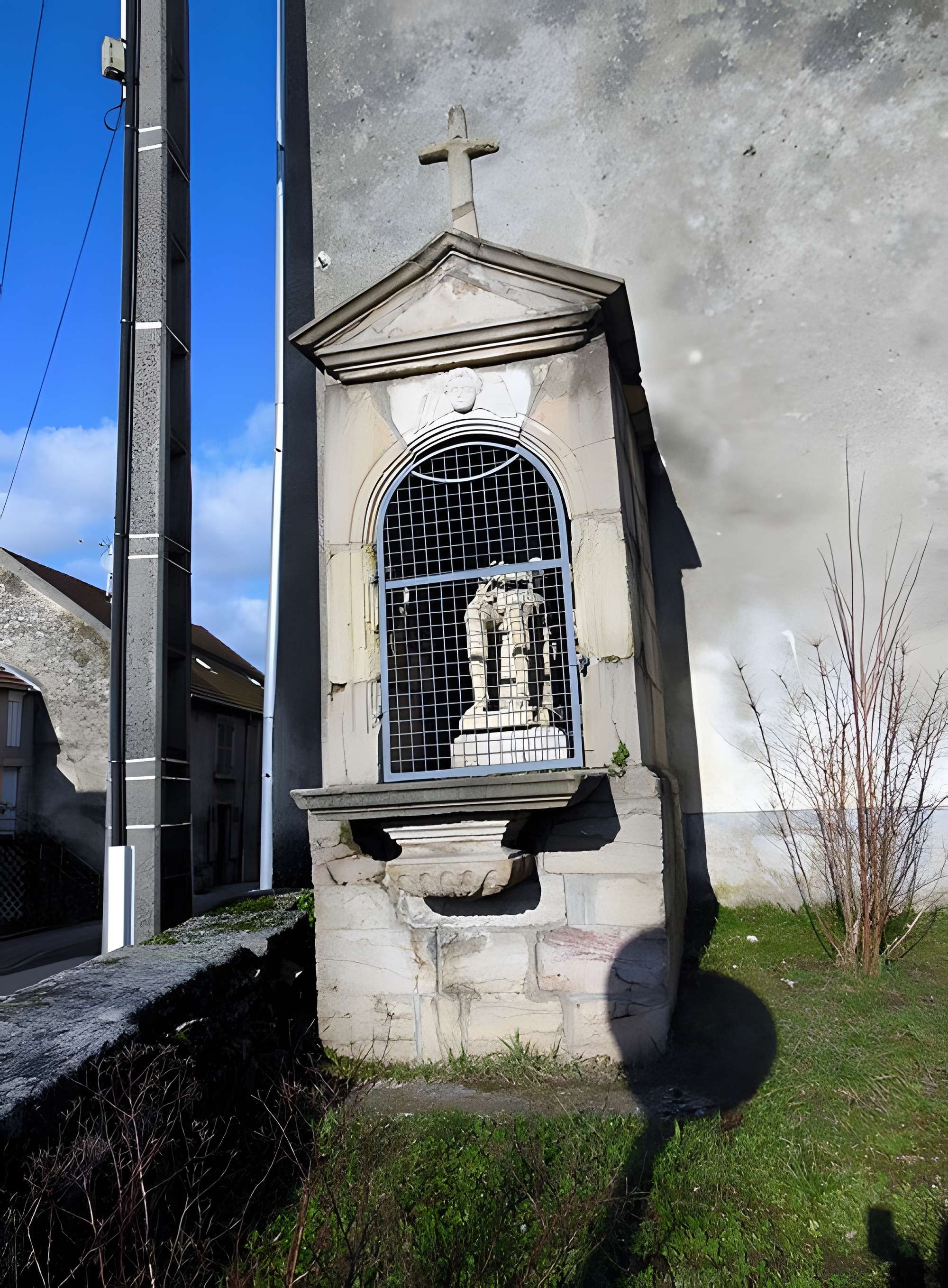 Oratoire du Dieu-de-Pitié et 2 croix de Moissey