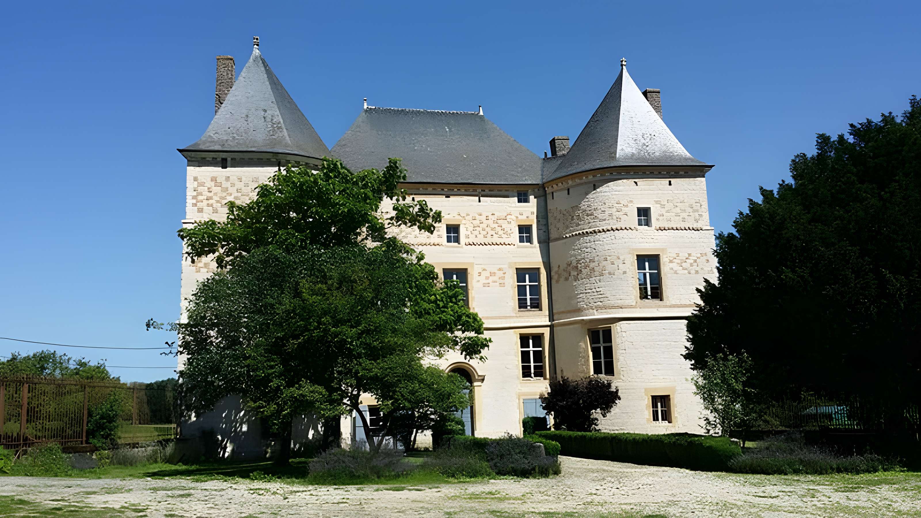 Château de Doumely