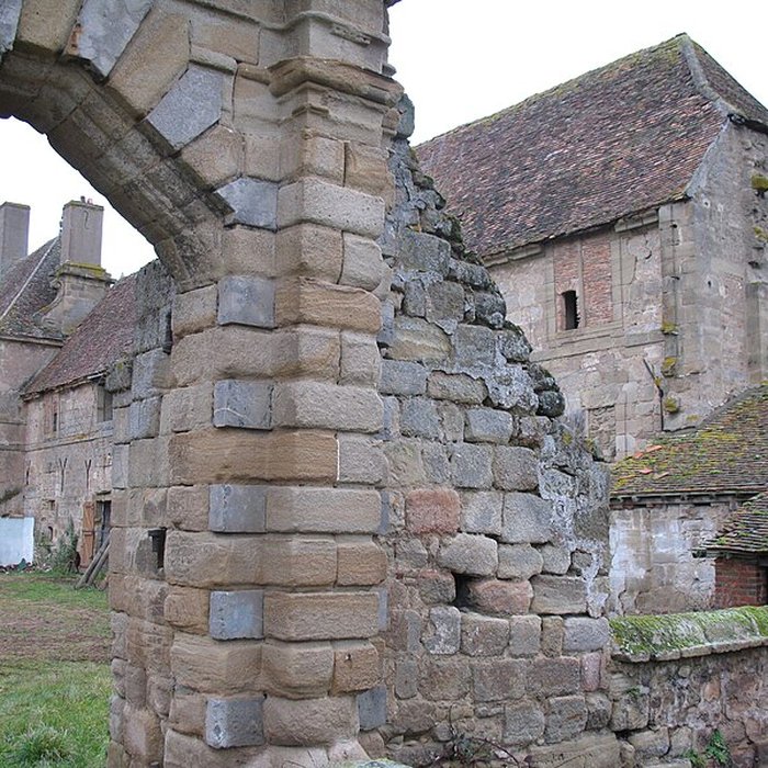 Photo de Château de Dracy-Saint-Loup