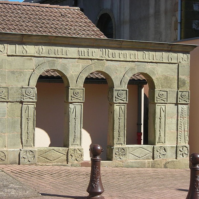 Photo de Ossuaire  près de léglise