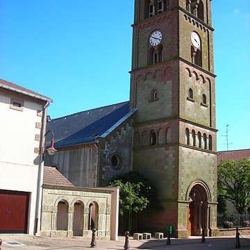 Ossuaire  près de léglise