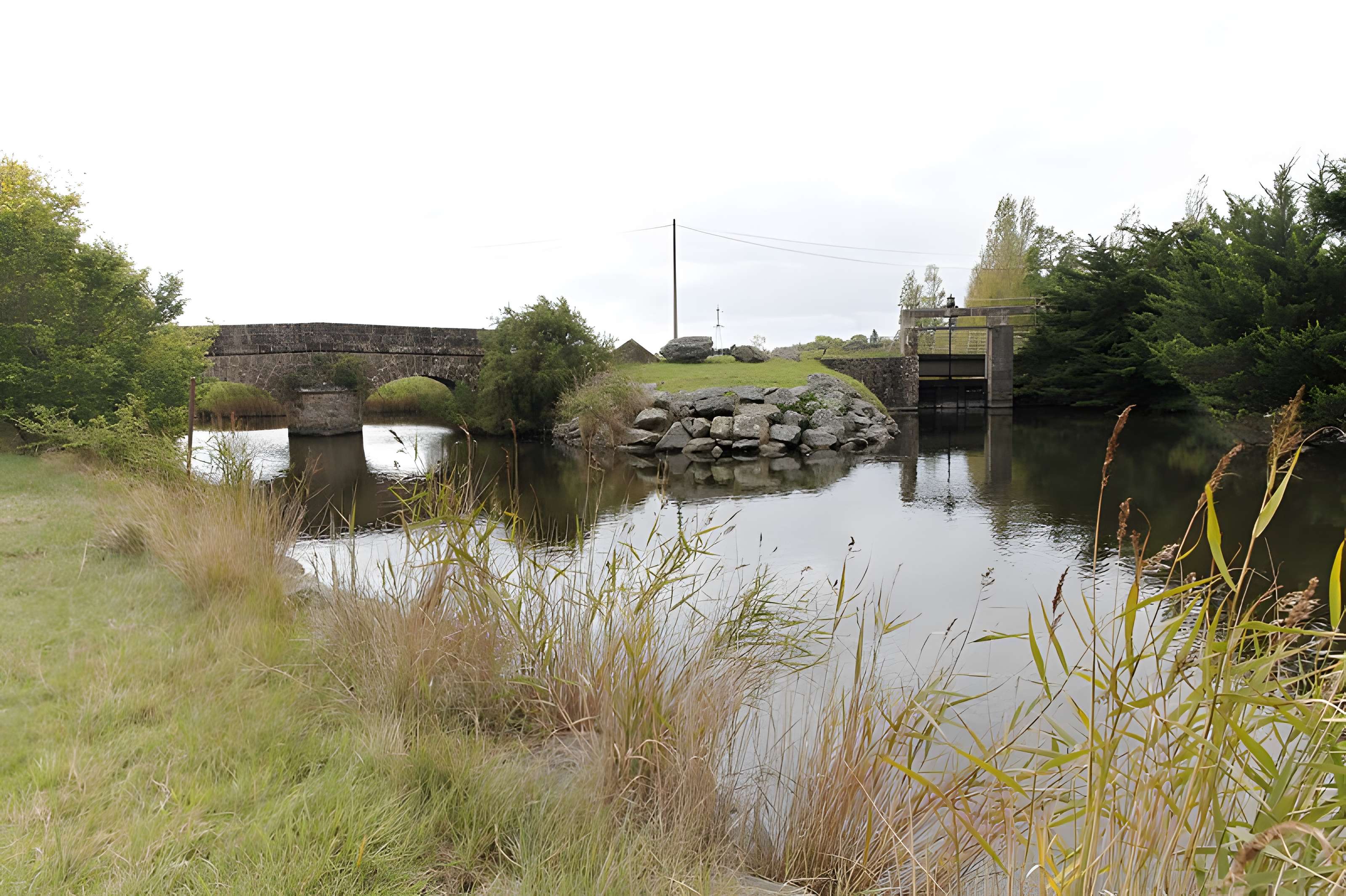 Ouvrages d'art du canal de la Taillée à La Barre-de-Monts 