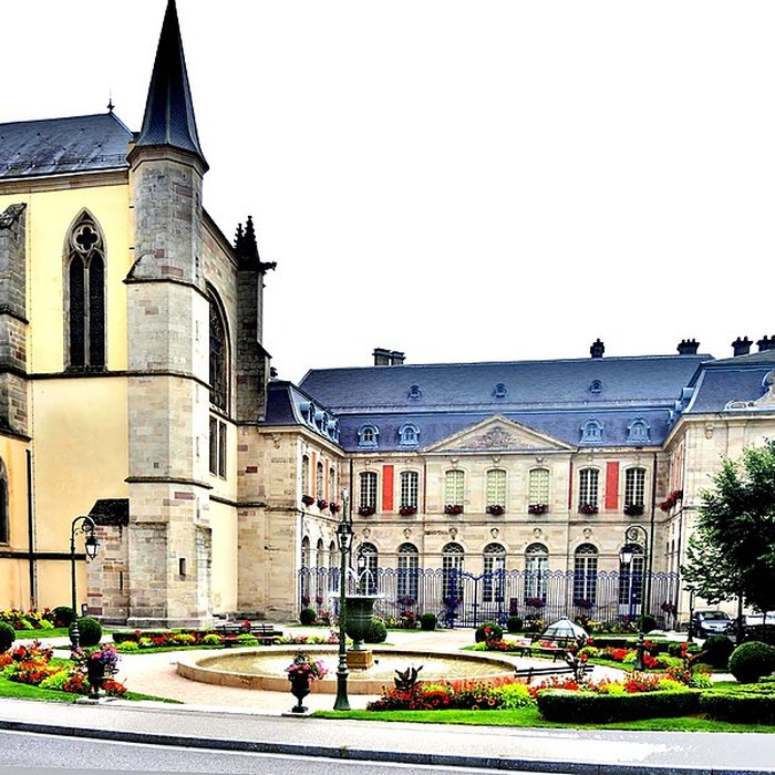 Photo de Palais abbatial de Remiremont