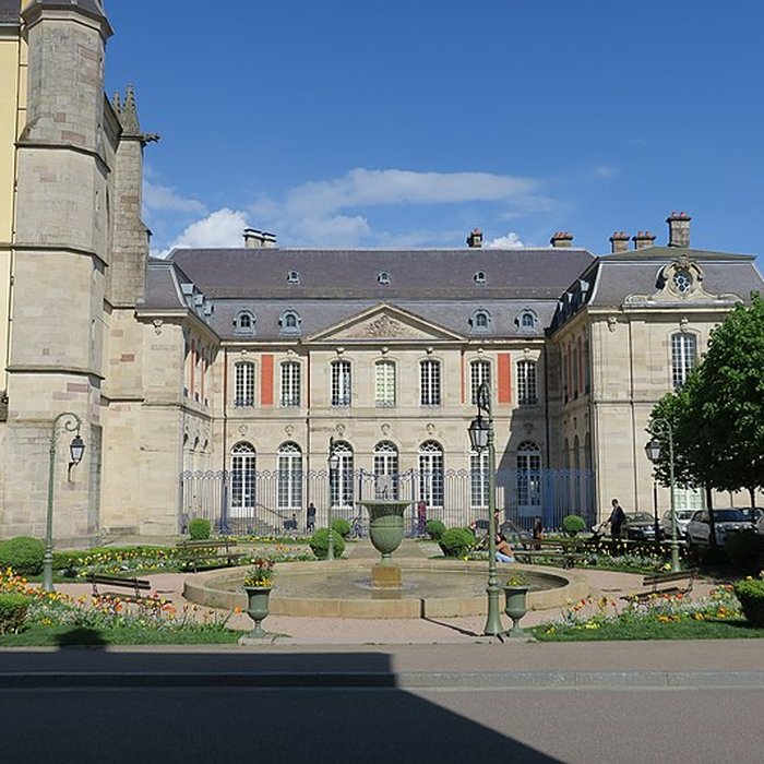 Photo de Palais abbatial de Remiremont