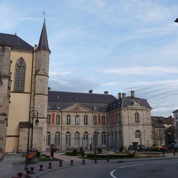 Palais abbatial de Remiremont